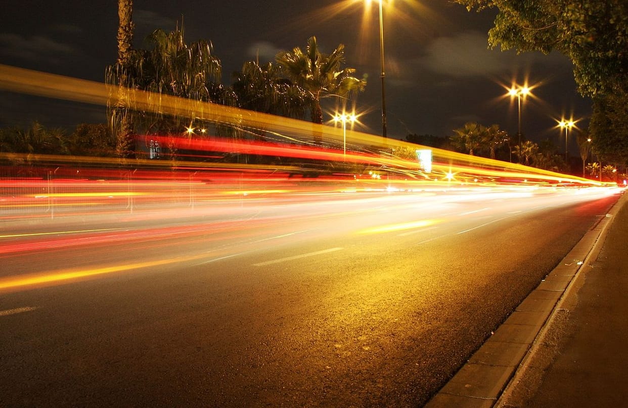 lighting on poles besides roads kanpur