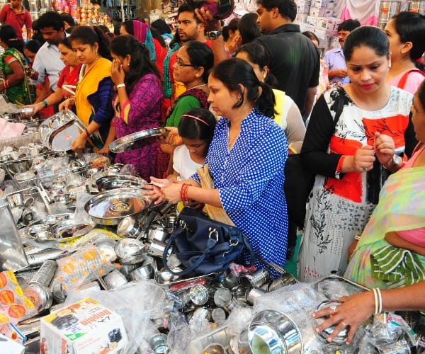 dhanteras 2017 buy these items according to zodiac