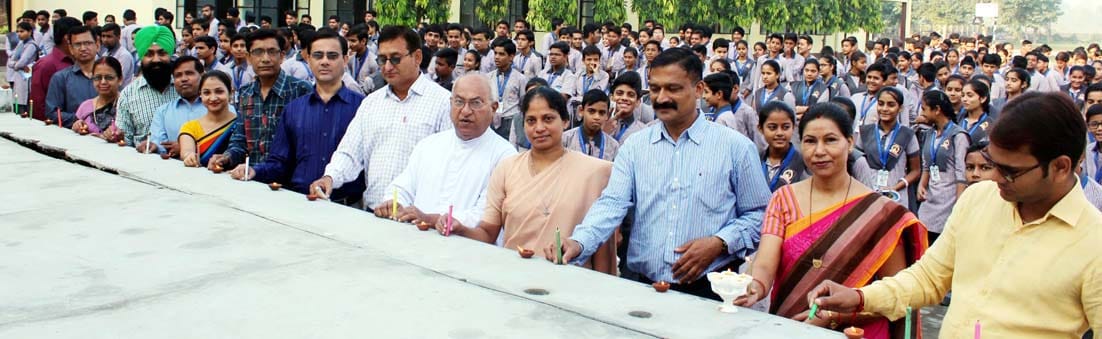 Diwali, the boom on Dhanteras schools 