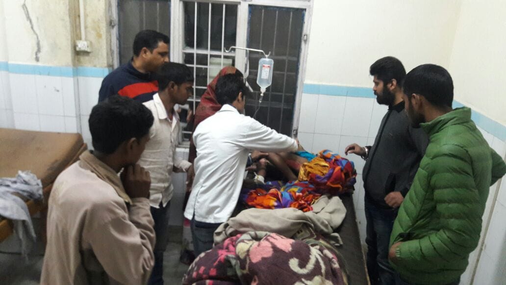 along three child five men burn in dehradun.