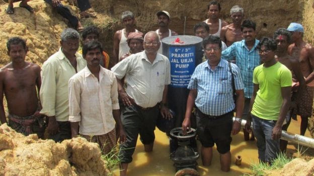 Jharkhand: Ex colonel working in field for poor villagers