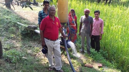 Jharkhand: Ex colonel working in field for poor villagers