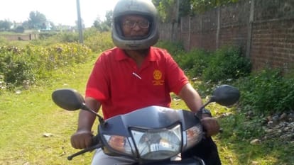 Jharkhand: Ex colonel working in field for poor villagers