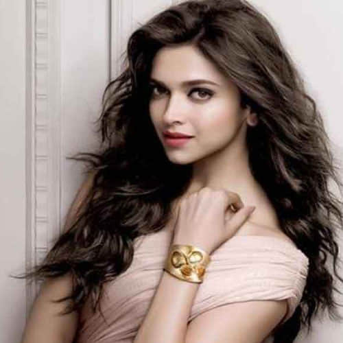 deepika padukone celebrate her diwali without ranveer