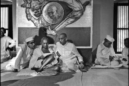 Sardar vallabh bhai patel's policy on kashmir