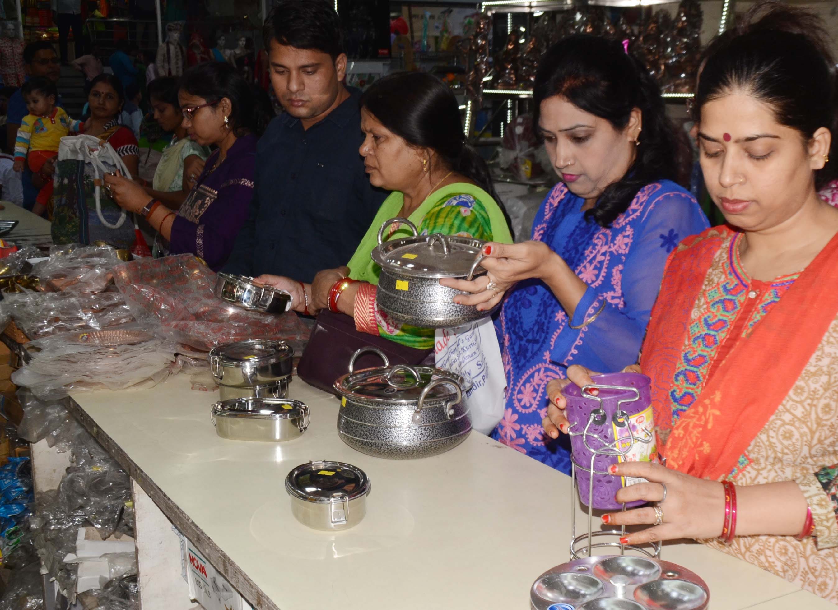 dhanteras, dhanteras 2017, shopping on dhanteras