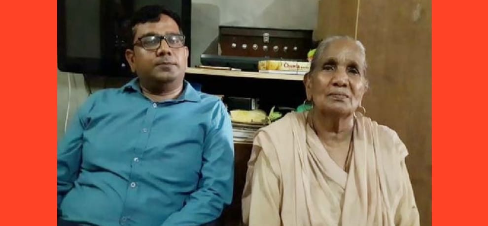 Salute: father drove rickshaw and mother washed pot, son become SDM 