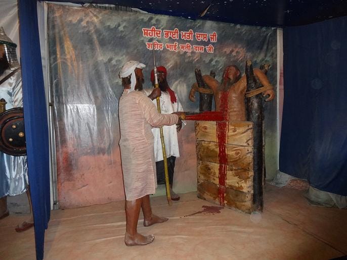 parminder singh, created museum with live statue of martyrs
