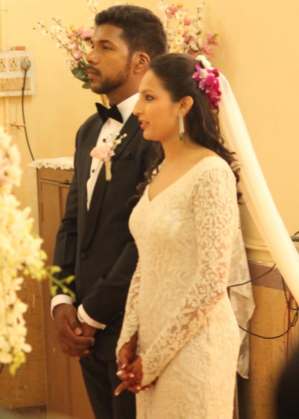Birthday Special Varun Aaron Married His Childhood Love Ragini  Singh In Court