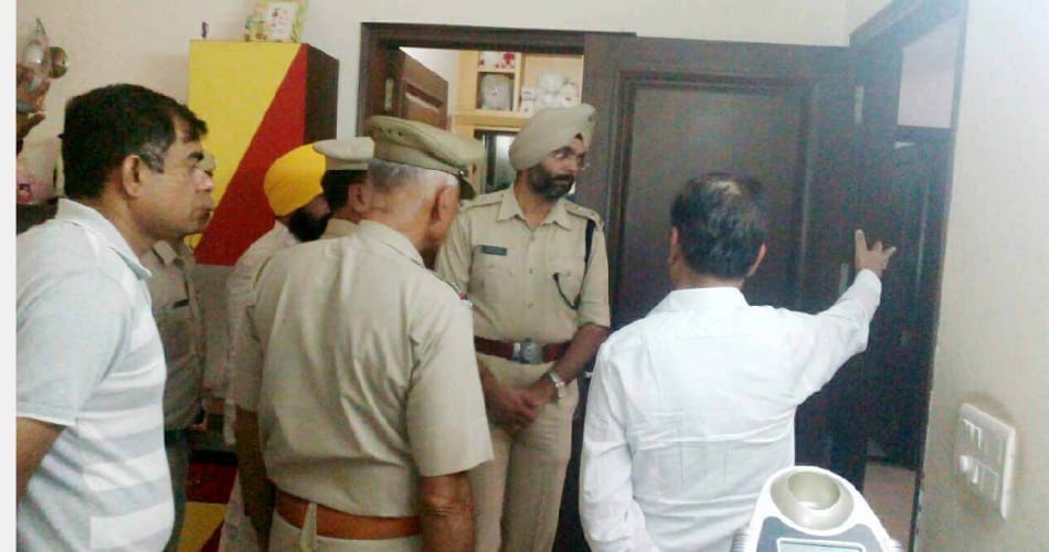 Kidnaped old lady and robbery of 13 lakh in pihowa haryana