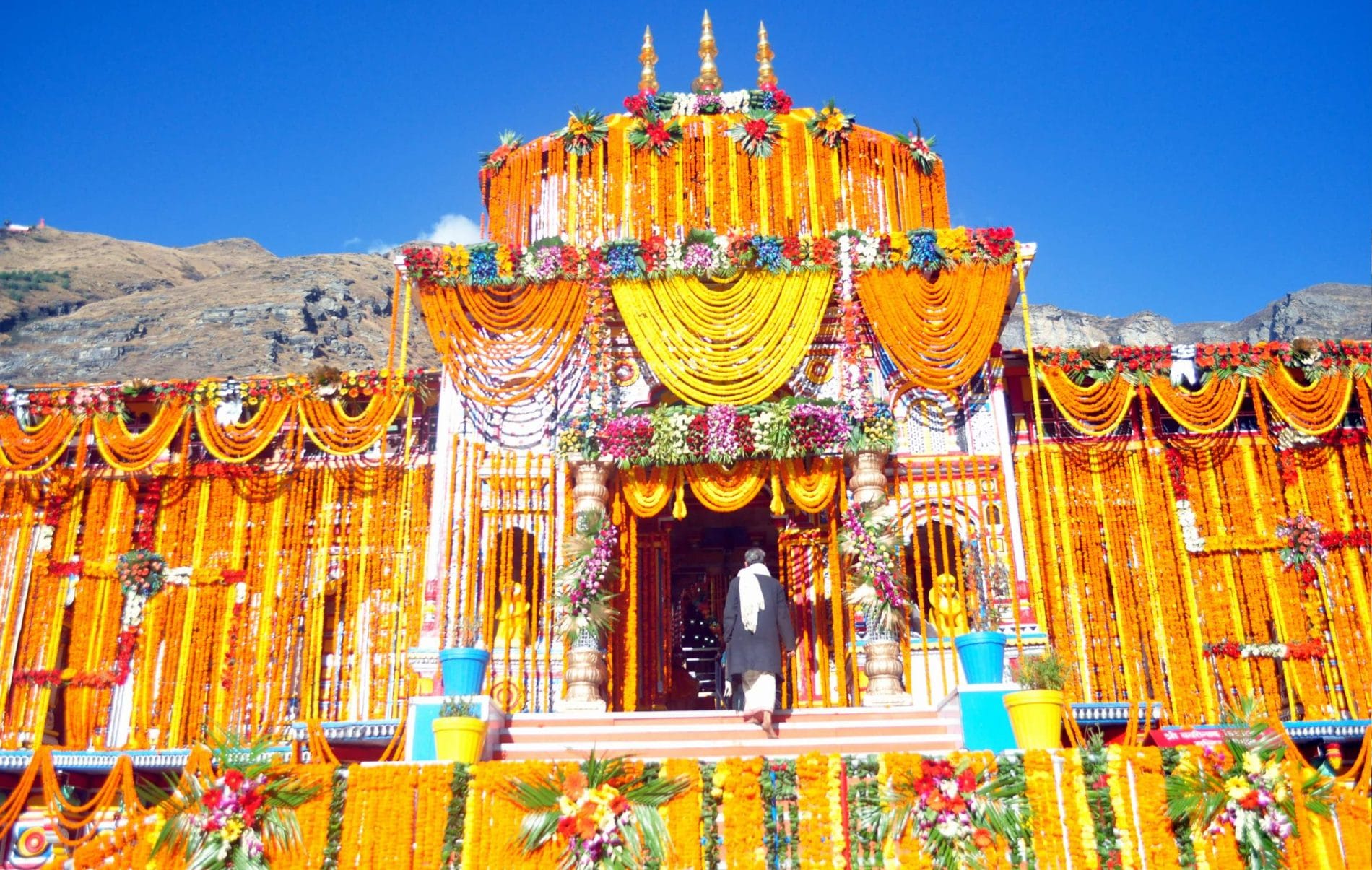 muslim written aarti offered in lord vishnu temple