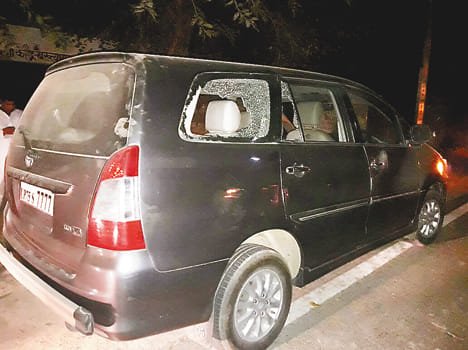 stone thrown at sapa leader car