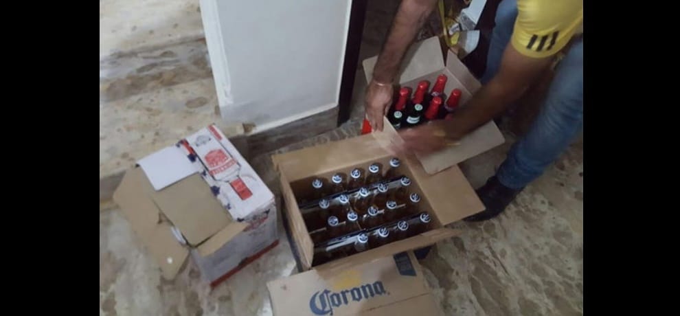 another illegal casino burdst in delhis vasant kunj, 8 arrested including 4 nepali girls