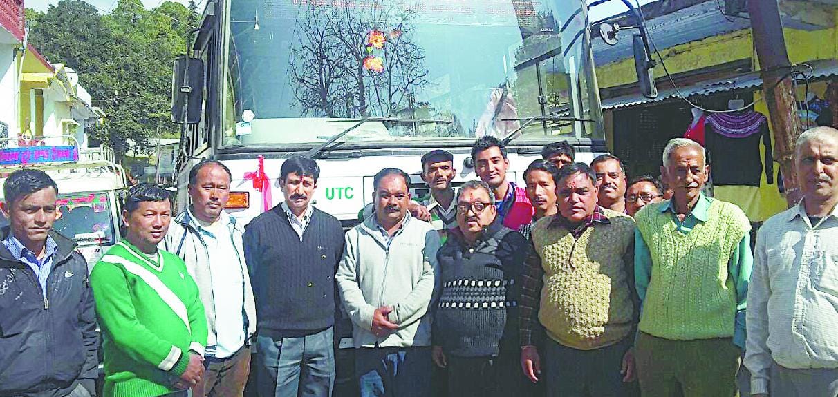 Dharmgr to Delhi bus service