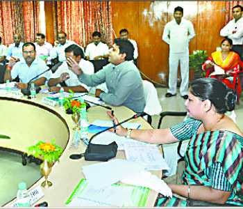 altercation between DM and BJP leader 