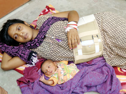 patients run on roof of hospital save lives