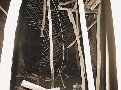 underconstruction godown lenter collapse