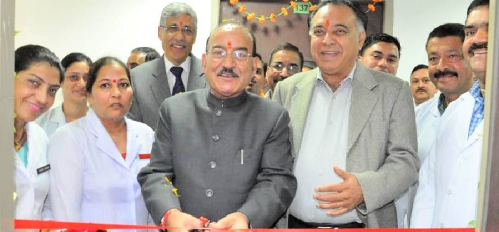 health minister kaul singh thakur in tanda medical college