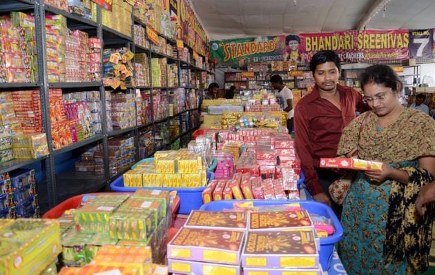 no craze of fire works on diwali, peoplo avoiding to buy crackers in chandigarh
