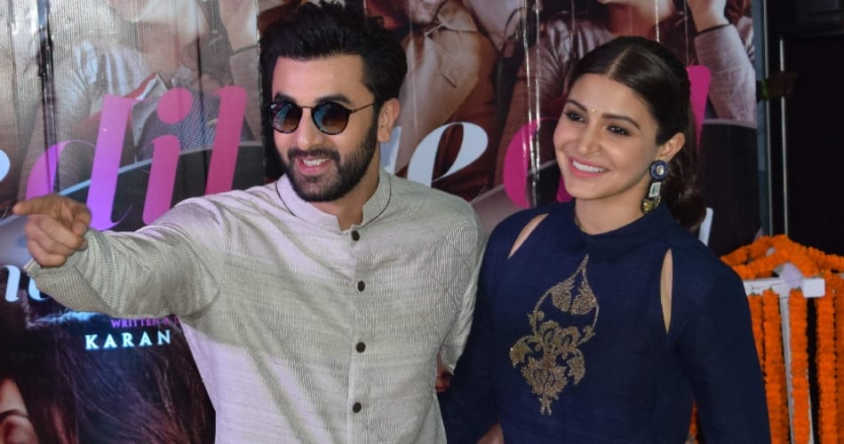 ranbir kapoor and anushka sharma celebrate diwali with fans in elante mall chandigarh