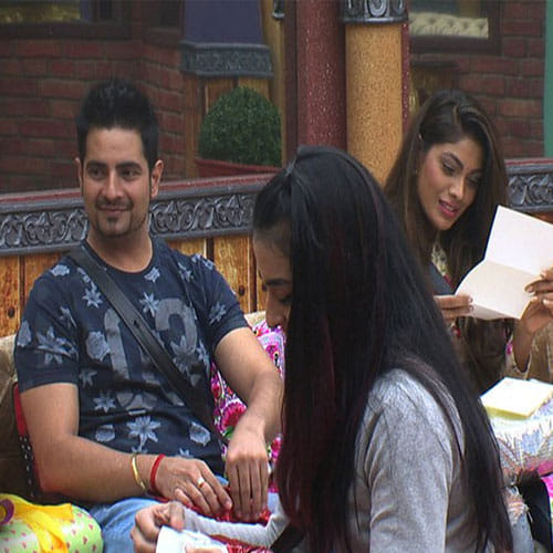bigg boss contestnts feel emotional after watching diwali gifts