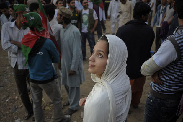 Pakistani radio show launches 'anti-ogling campaign'