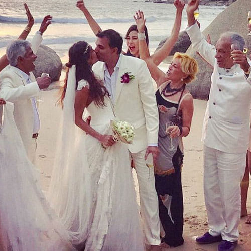 lisa haydon got married with her boyfriend