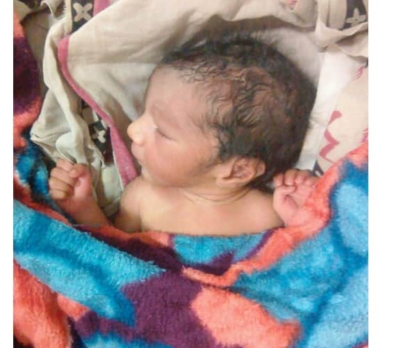People throw new born girl child on roads.