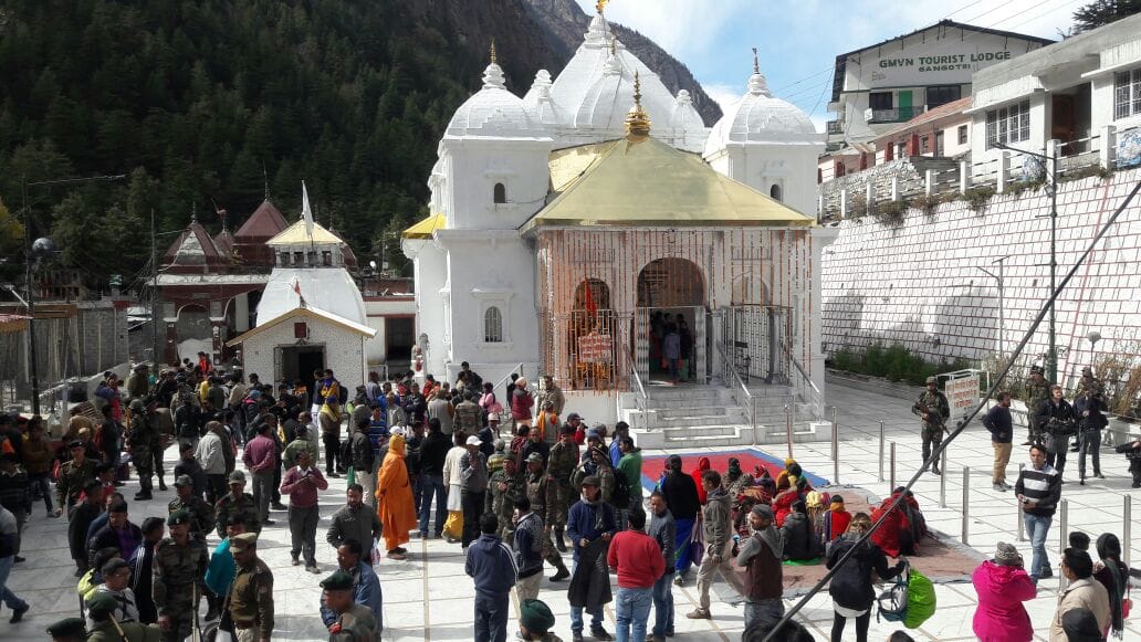 gangotri dham kapat closed on monday.