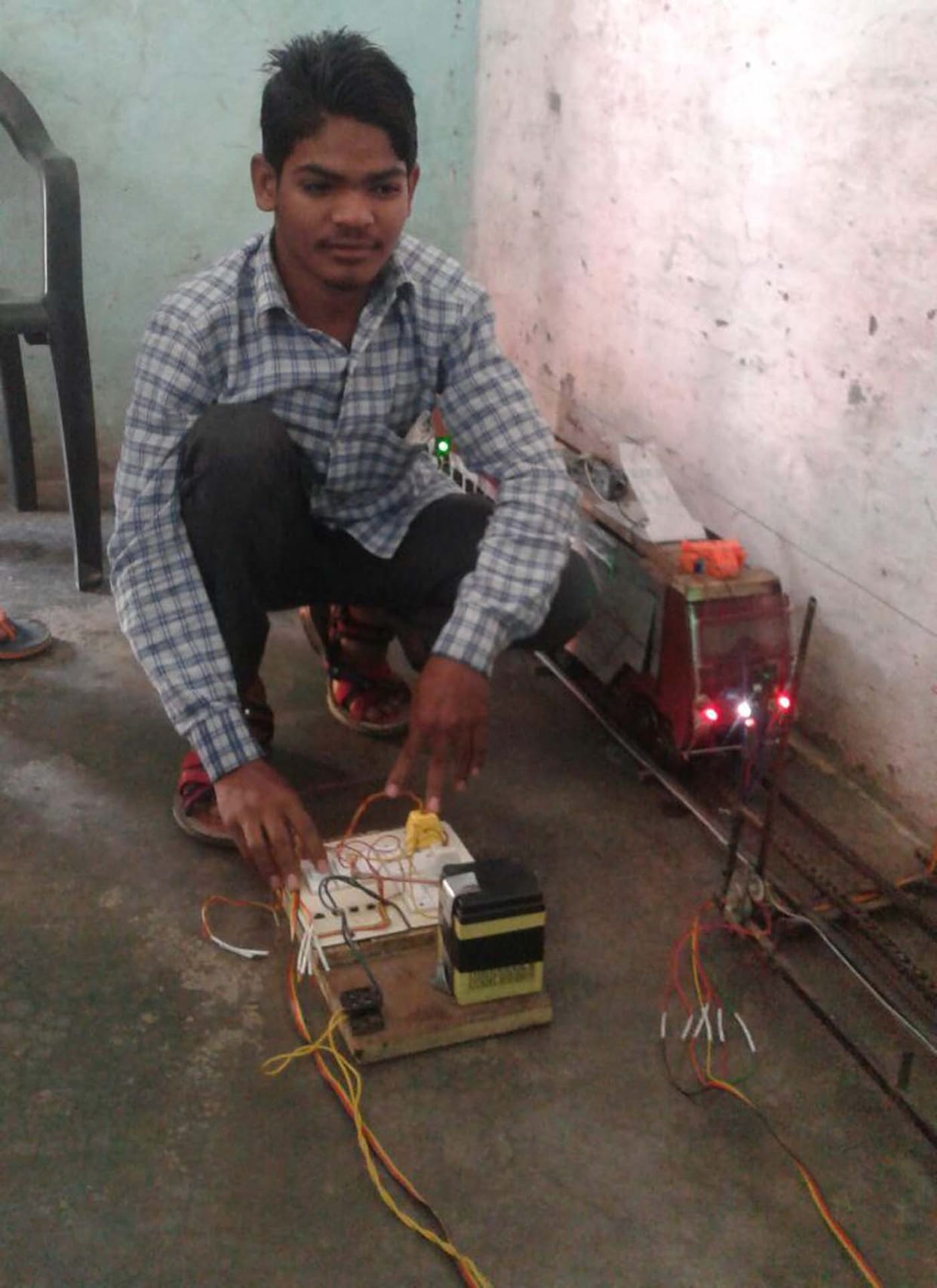 ITI student ran into the house, the 'Train'
