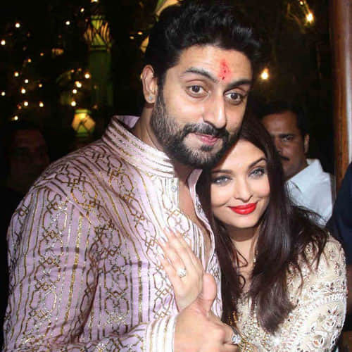 aishwarya doing liplock with abhishek bachchan