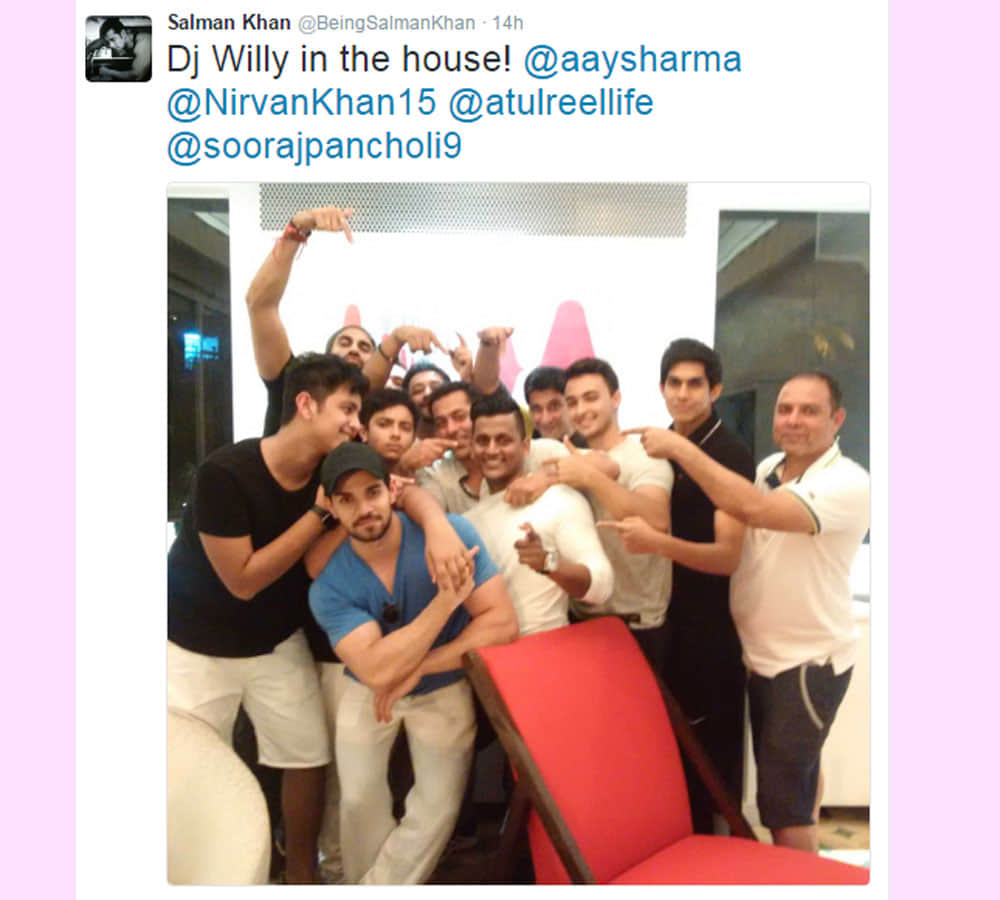 salman khan celebrates diwali in goa with family 