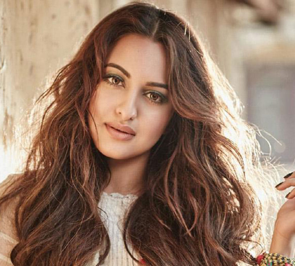 Sonakshi blasts on being asked about Bunty Sachdev