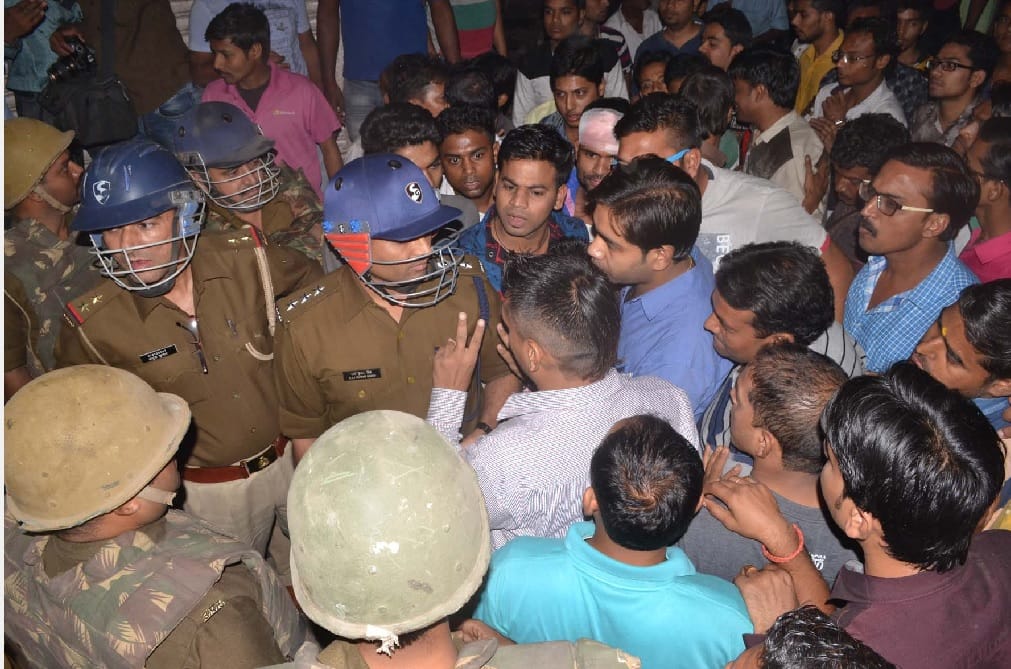 Aligarh: communal tension after Eve teasing with incidents women