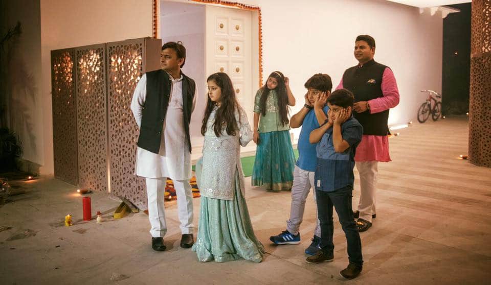 Akhilesh yadav celebrates diwali with family.