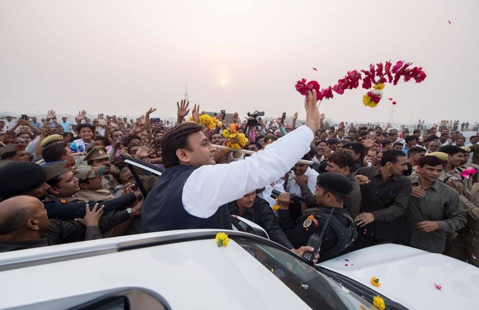  Akhilesh yadav celebrates diwali with family.