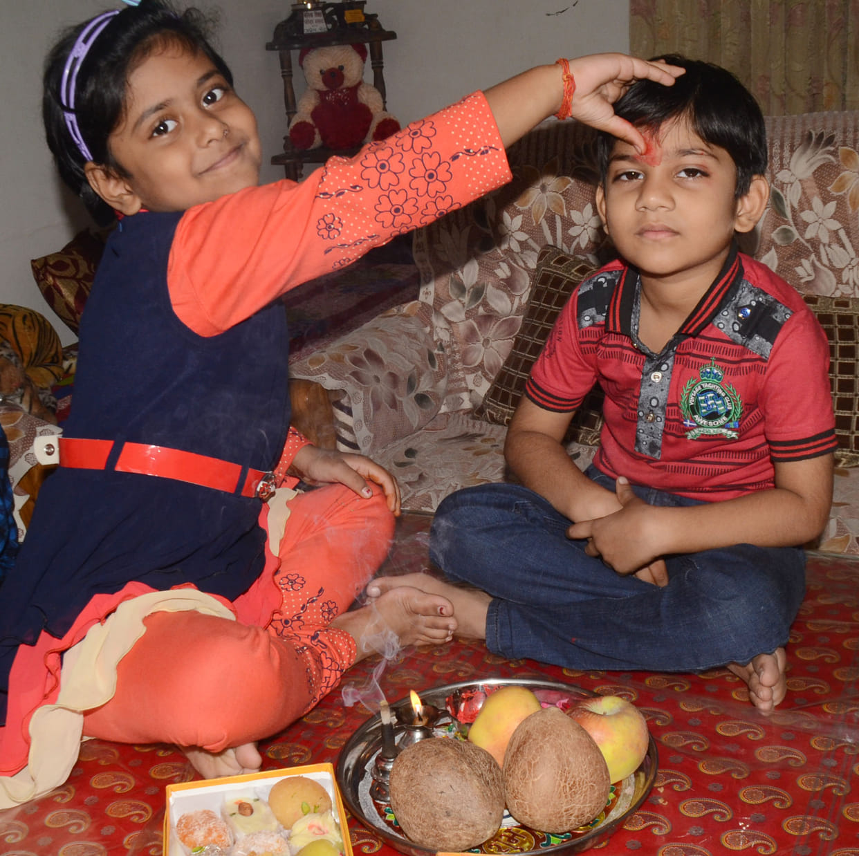 shubh muhurat on bhai Dooj 2017