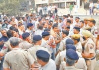 fire brigade employee, dead, sock, hungama