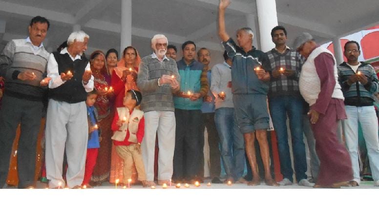 Lit in memory of the martyrs