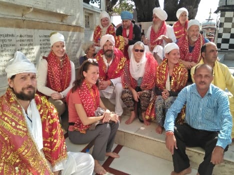 germany piligrim taka darshan in nauna devi temple.