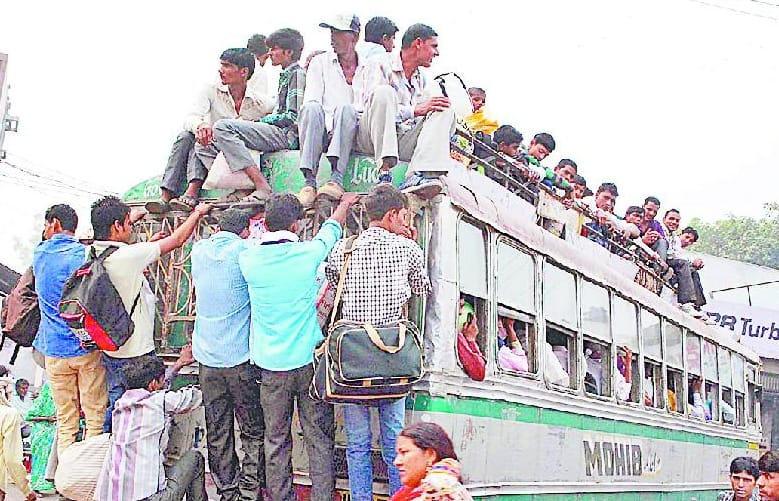 Passengers aroused was flocked, roadways buses were falling short