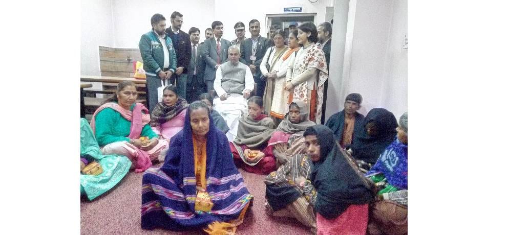 governor acharya dev vrat celebrated diwali in different way