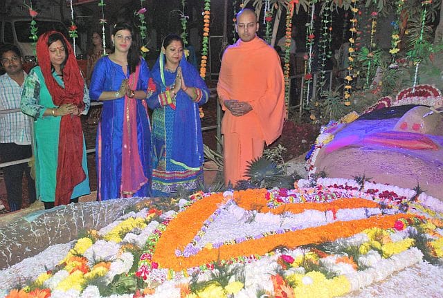 Govardhan Puja descended faithful