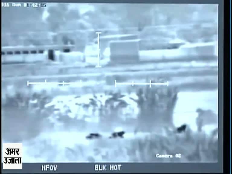 घुसपैठ करते आतंकी