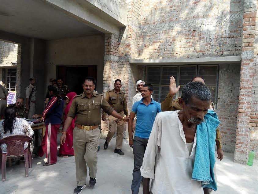 violence in political rivalry in nigohan in lucknow.