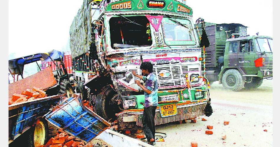 mist havoc in punjab, death of a 4 day, several injured