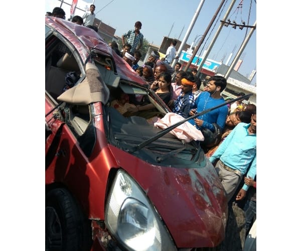 many injured in an accident in lucknow.