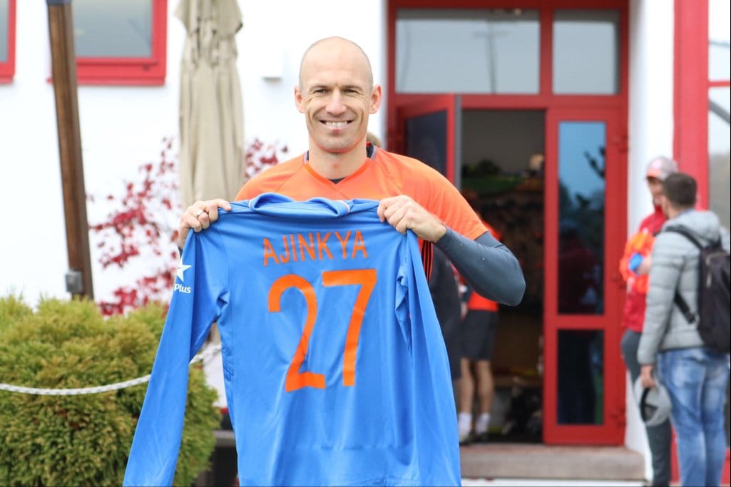 Ajinkya Rahane and Arjen Robben Exchanged Jurseys On Diwali