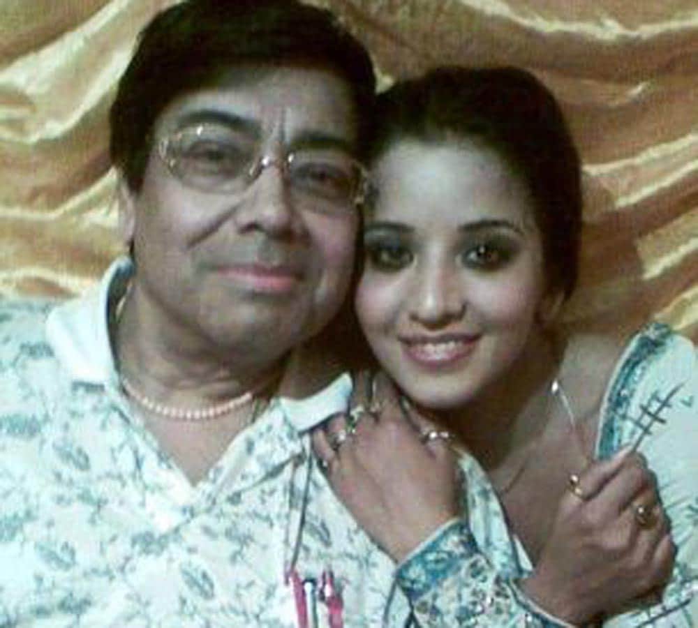 Bigg Boss: Mona Lisa is already married?