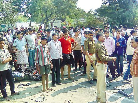 In the chaos of the festival events, six killed, several injured